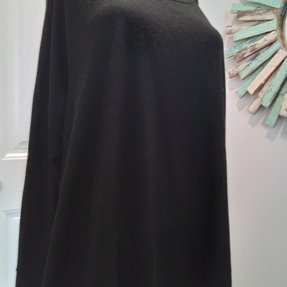 New Directions Sz XL Zebra Print Sleeveless Top w/Black Mossimo Thermal Top XL - Picture 15 of 16